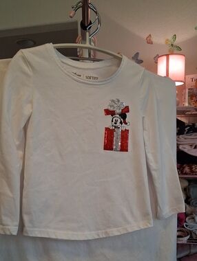 Disney White Long-Sleeve Minnie Mouse Sequin Present Tee